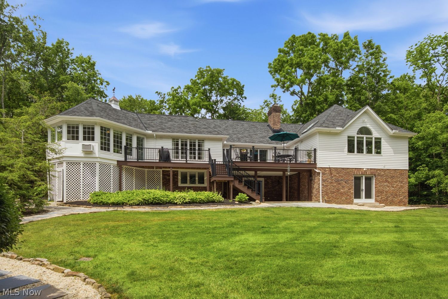 14673 River Glen Drive Novelty OH 44072