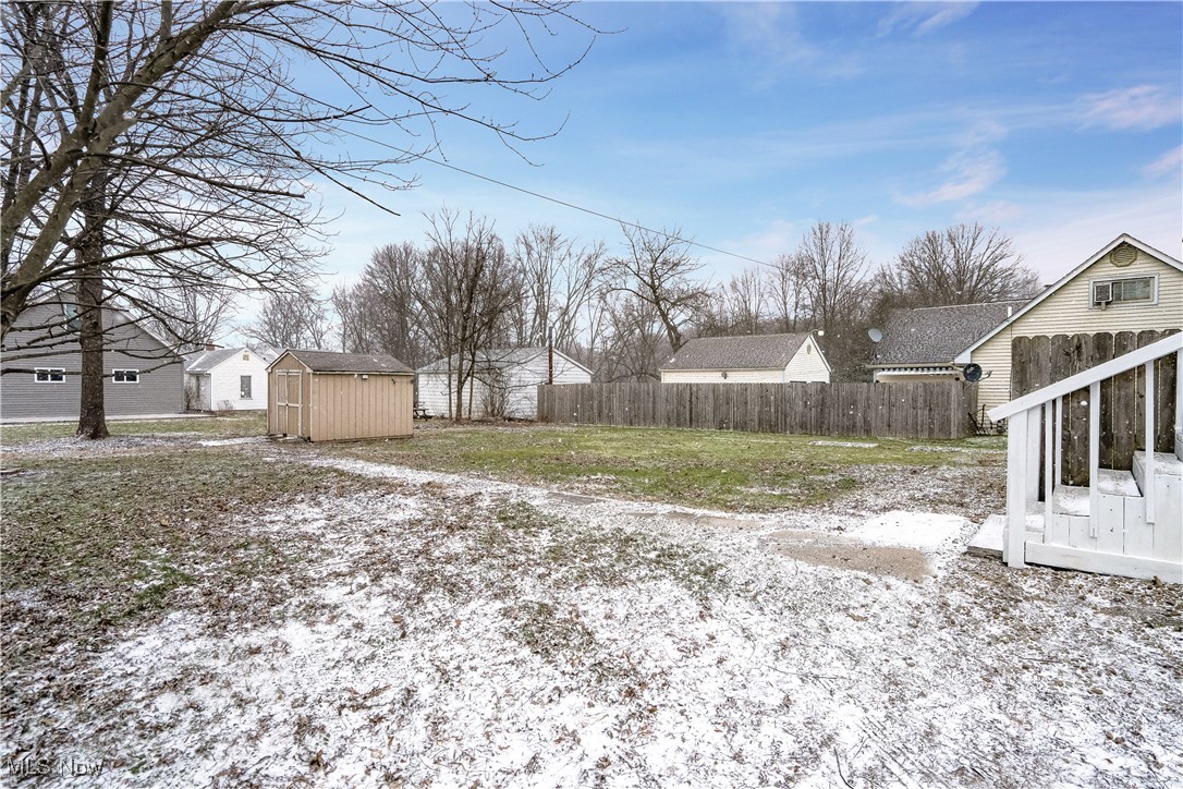 1314 Pennsylvania Avenue Mcdonald OH 44437