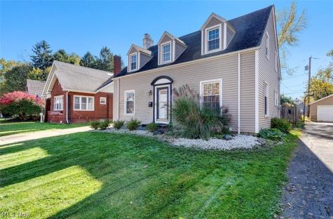 47 Pinehurst Avenue Youngstown OH 44512