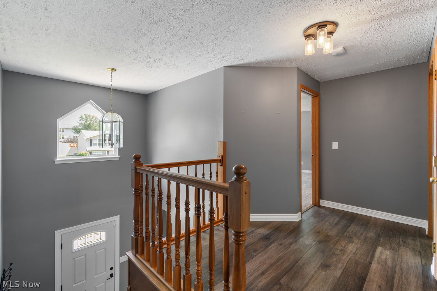 4487 Smithview Avenue NW Massillon OH 44647