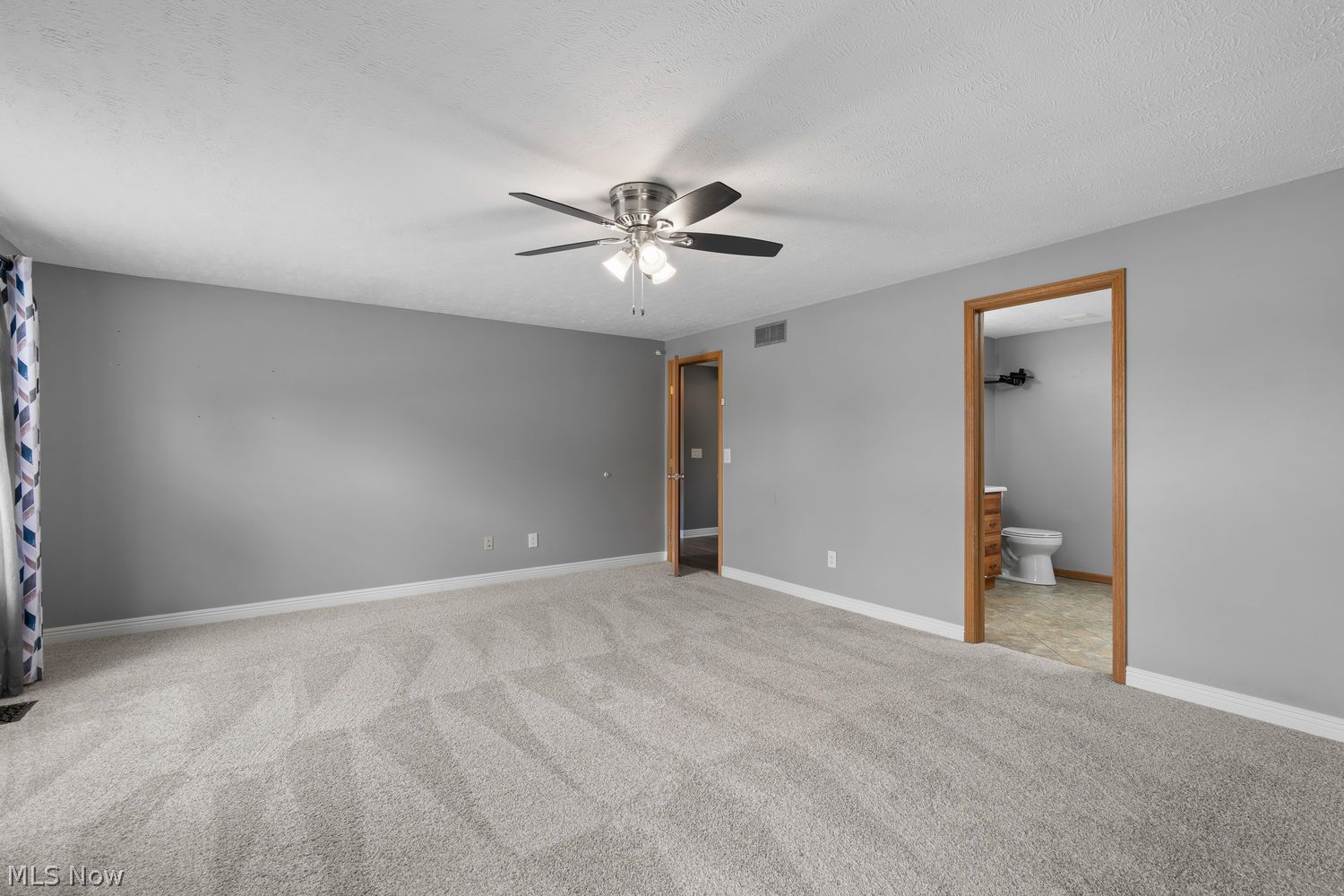 4487 Smithview Avenue NW Massillon OH 44647