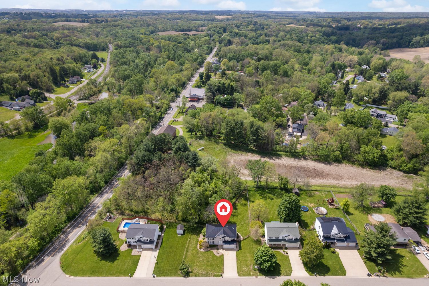 4487 Smithview Avenue NW Massillon OH 44647