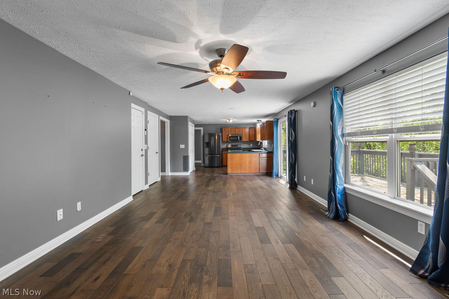 4487 Smithview Avenue NW Massillon OH 44647