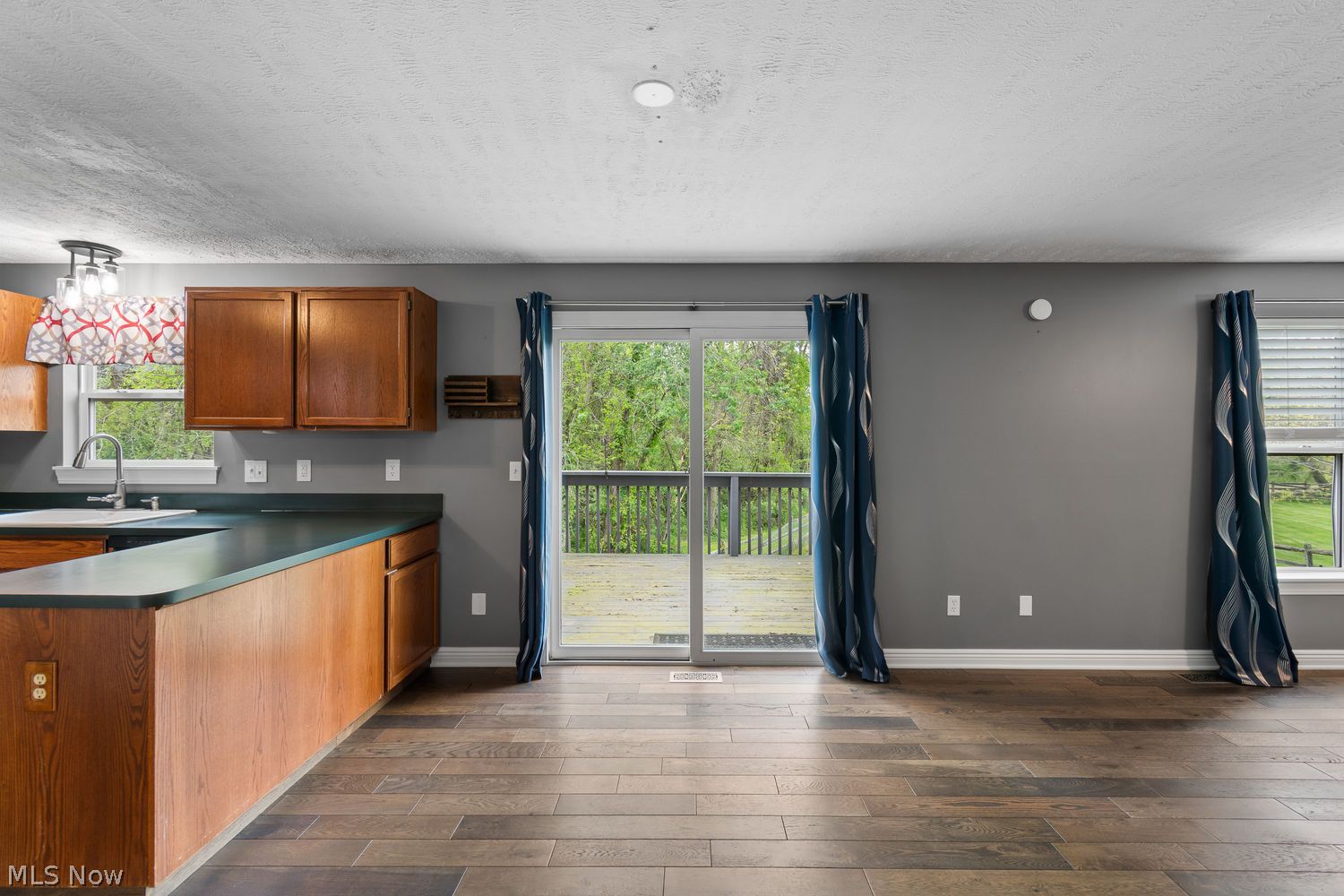 4487 Smithview Avenue NW Massillon OH 44647