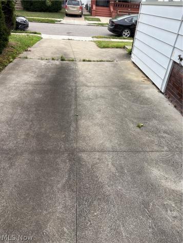 4904 E 109th Street Garfield Heights OH 44125