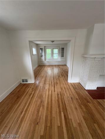 4904 E 109th Street Garfield Heights OH 44125
