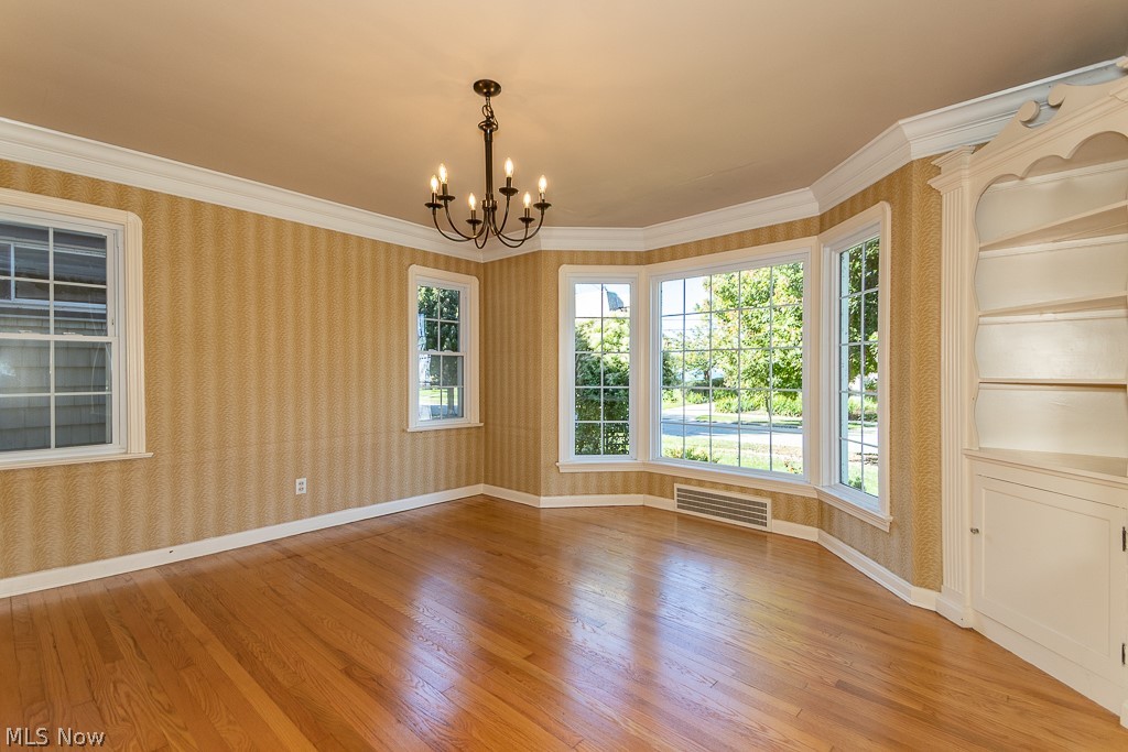 21050 Edgecliff Drive Euclid OH 44123