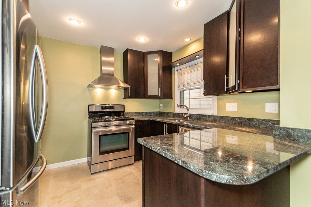21050 Edgecliff Drive Euclid OH 44123