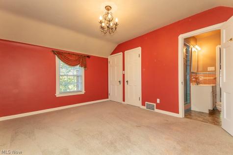 21050 Edgecliff Drive Euclid OH 44123