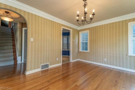 21050 Edgecliff Drive Euclid OH 44123