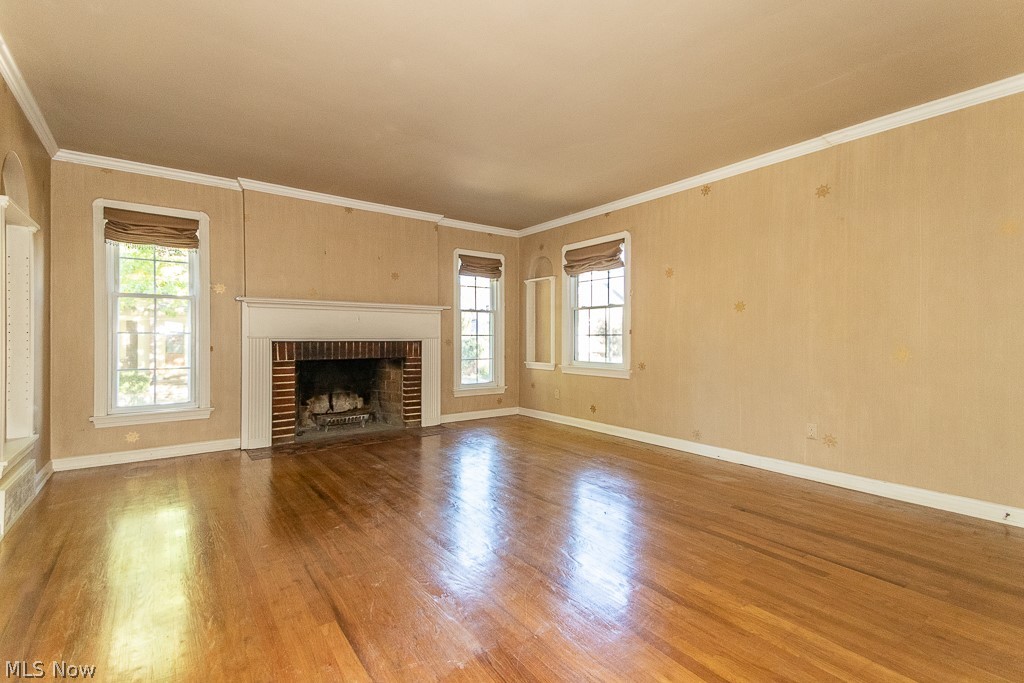 21050 Edgecliff Drive Euclid OH 44123