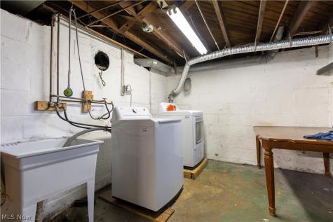 2127 Watson Avenue Alliance OH 44601