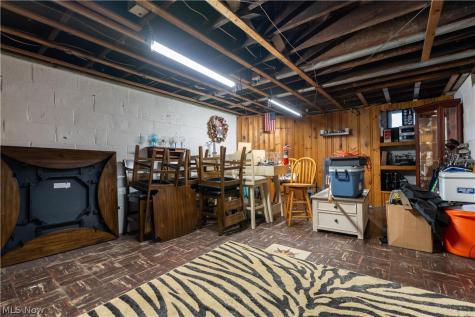 2127 Watson Avenue Alliance OH 44601