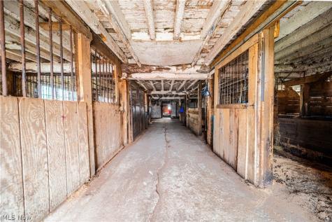 5070 State Route 167 W Pierpont OH 44082
