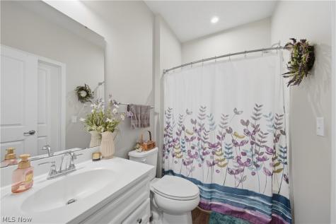 1348 Southbrook Circle NE Canton OH 44721