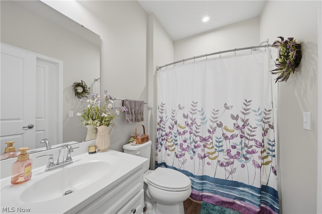 1348 Southbrook Circle NE Canton OH 44721