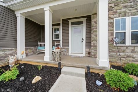 1348 Southbrook Circle NE Canton OH 44721