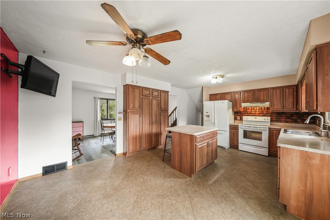 620 Ophelia Street Newton Falls OH 44444