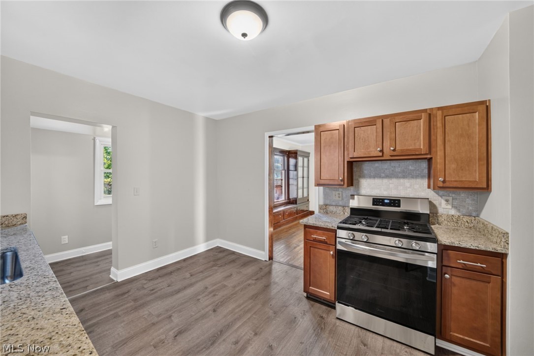 3341 W 99th Street Cleveland OH 44102
