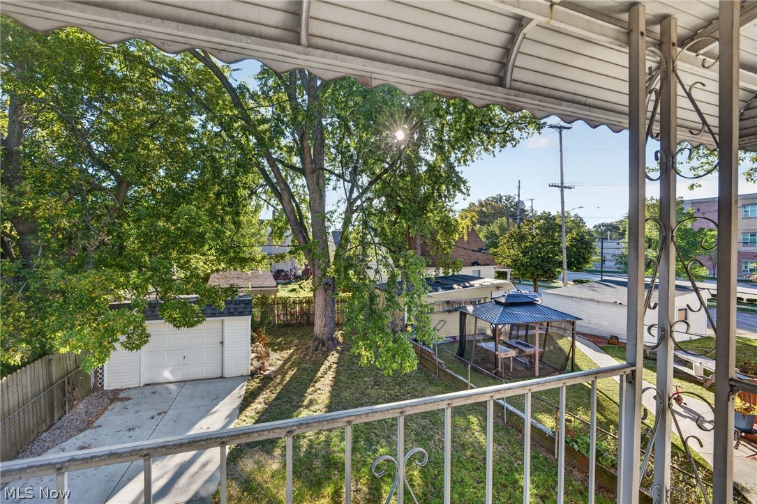 3341 W 99th Street Cleveland OH 44102