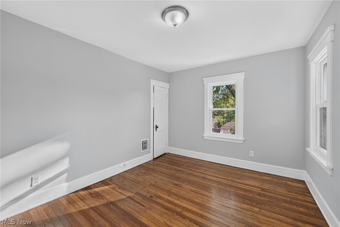 3341 W 99th Street Cleveland OH 44102