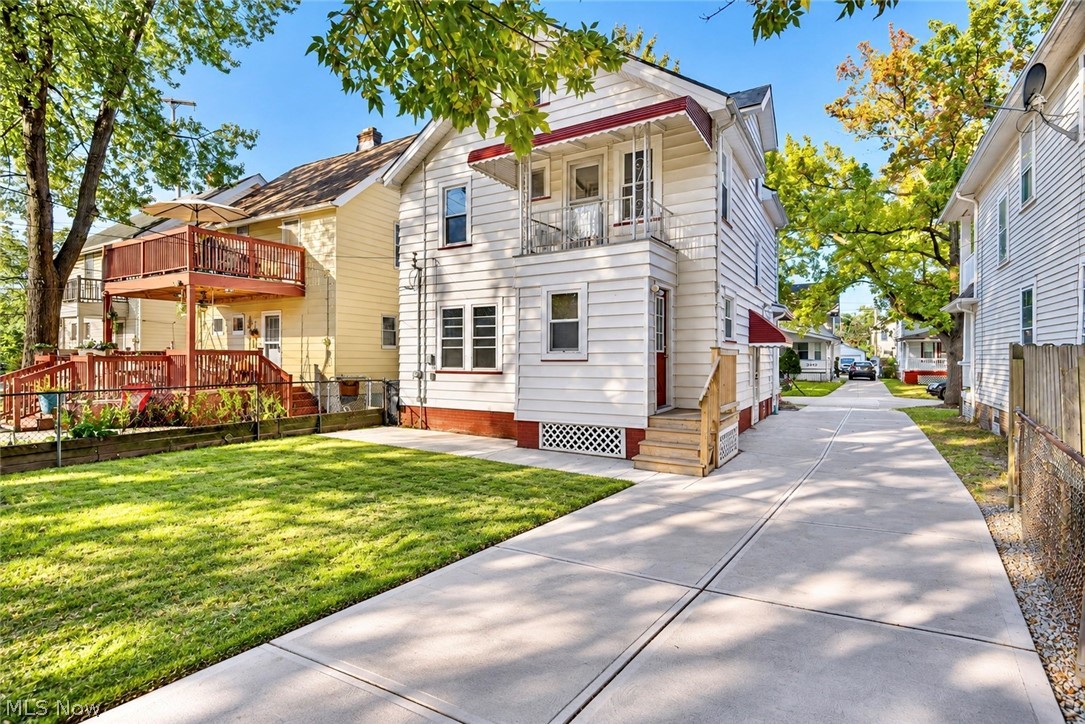 3341 W 99th Street Cleveland OH 44102