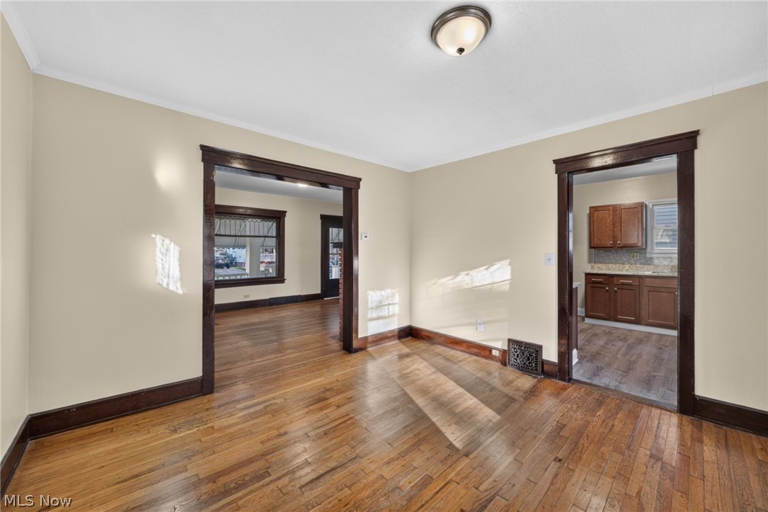 3341 W 99th Street Cleveland OH 44102