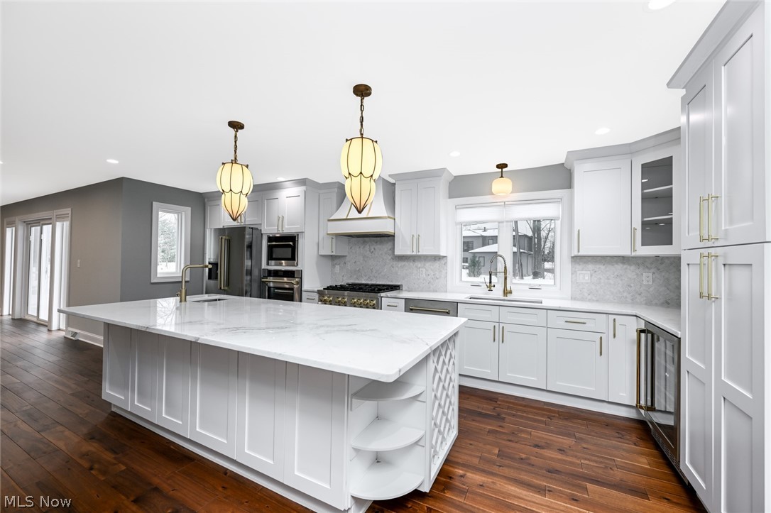 26436 Annesley Road Beachwood OH 44122