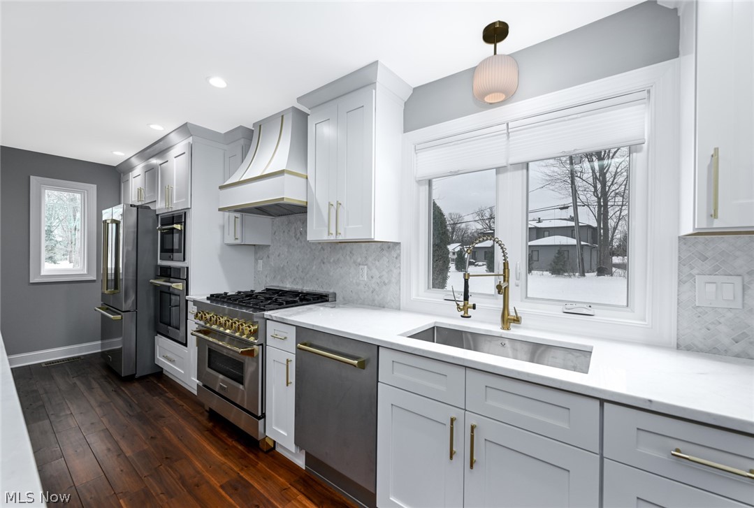 26436 Annesley Road Beachwood OH 44122