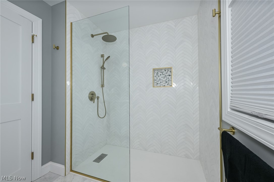 26436 Annesley Road Beachwood OH 44122