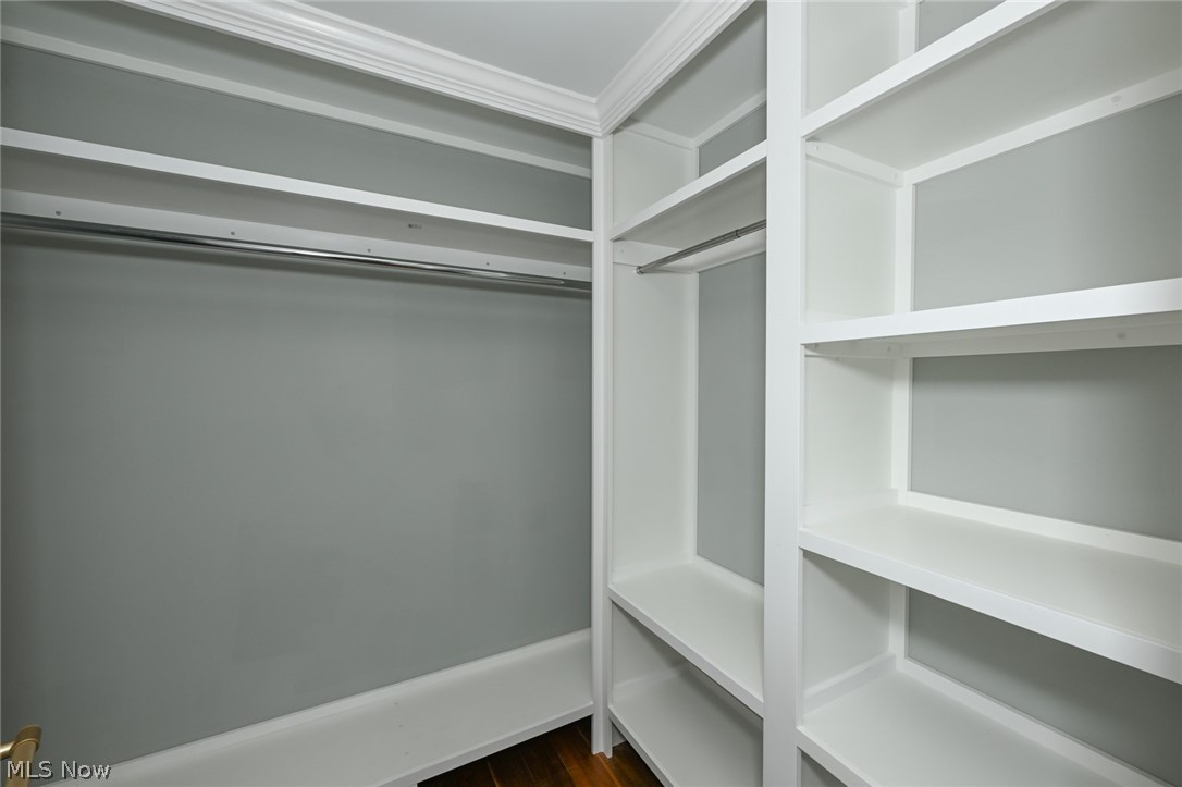 26436 Annesley Road Beachwood OH 44122