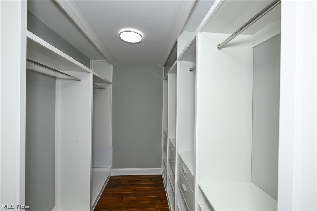 26436 Annesley Road Beachwood OH 44122