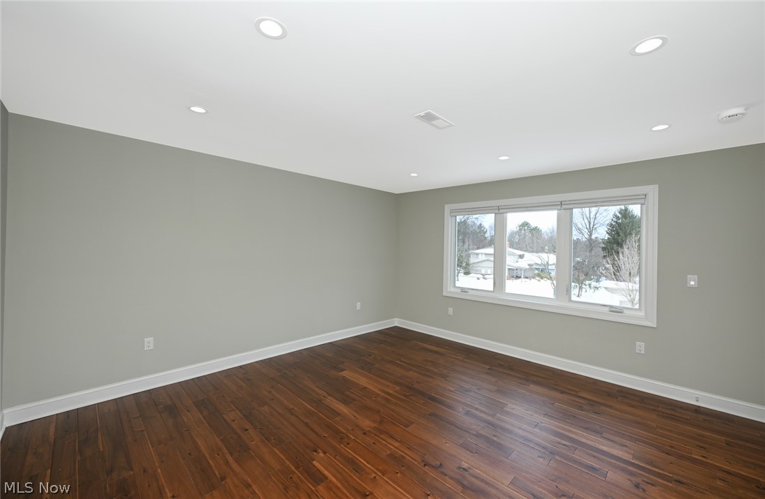 26436 Annesley Road Beachwood OH 44122