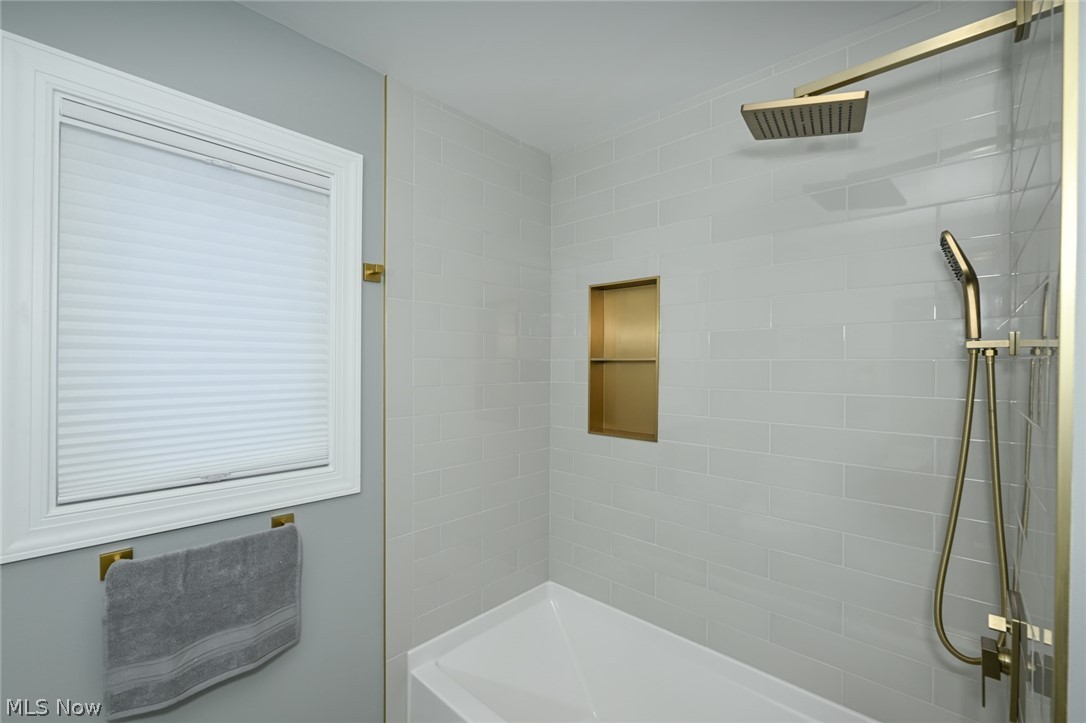 26436 Annesley Road Beachwood OH 44122
