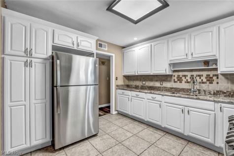 545 Walnut Drive Euclid OH 44132