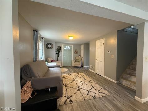 1376 Catherine Avenue Extension Lakemore OH 44250