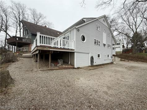 1376 Catherine Avenue Extension Lakemore OH 44250