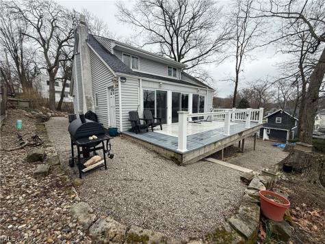 1376 Catherine Avenue Extension Lakemore OH 44250