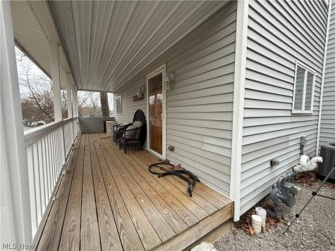 1376 Catherine Avenue Extension Lakemore OH 44250