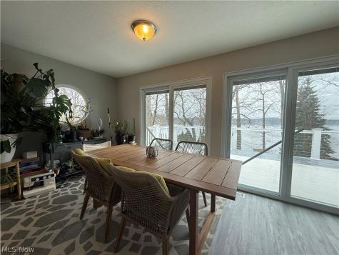 1376 Catherine Avenue Extension Lakemore OH 44250