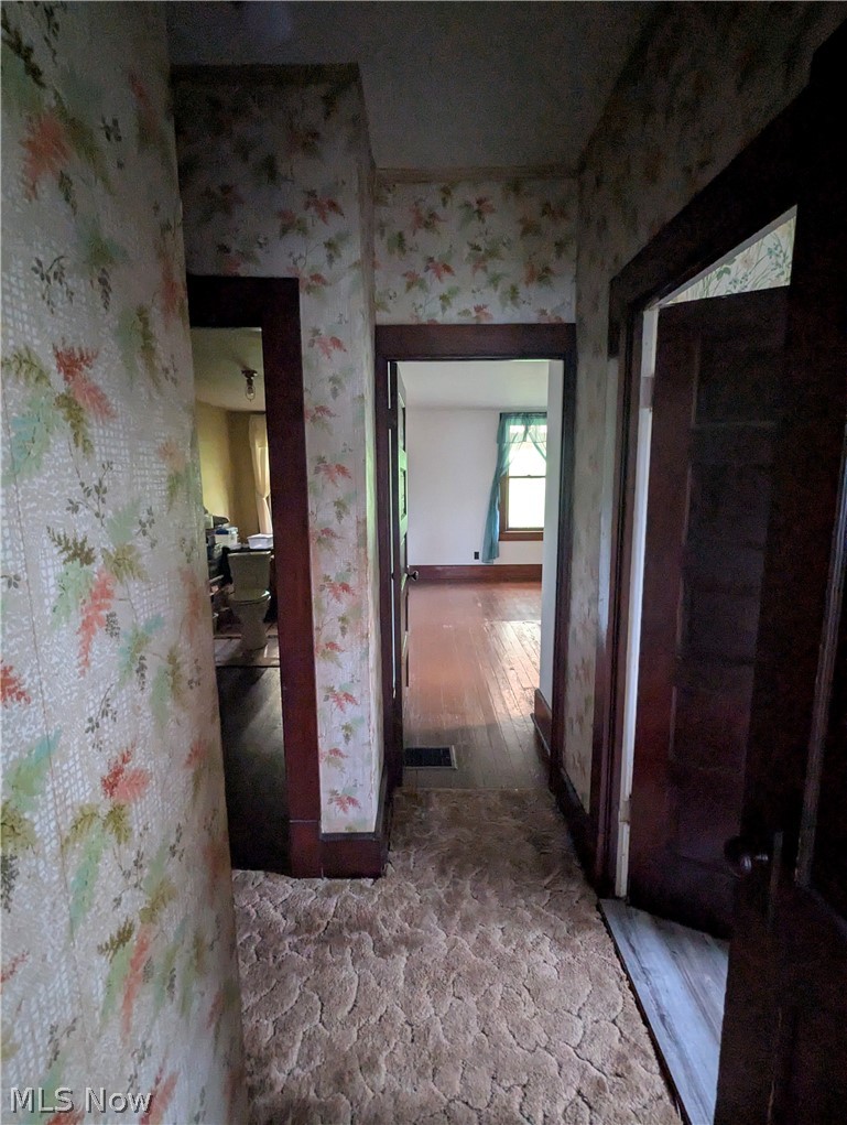 1903 Stewart Avenue Cambridge OH 43725
