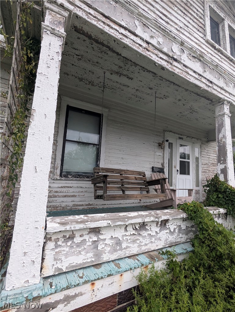 1903 Stewart Avenue Cambridge OH 43725