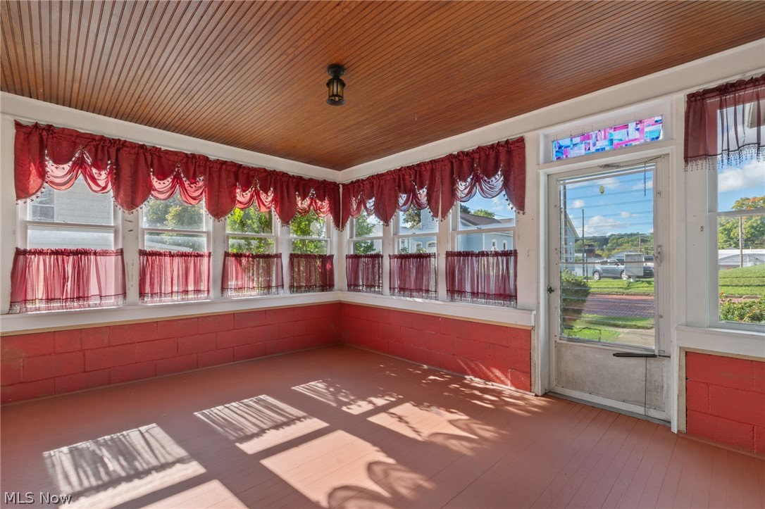 308 High Street NE Canal Fulton OH 44614