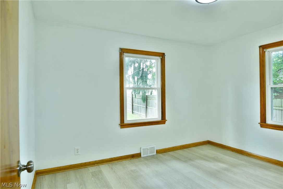 5172 5th Street Poland OH 44514