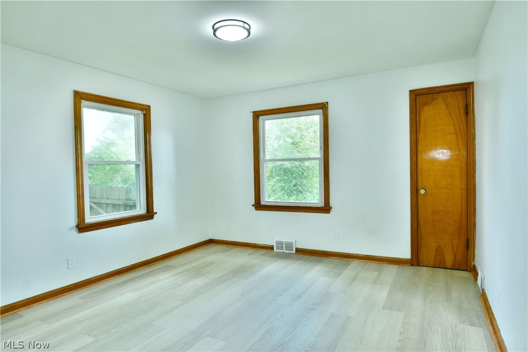 5172 5th Street Poland OH 44514