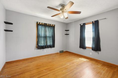 744 Utica Avenue Akron OH 44312