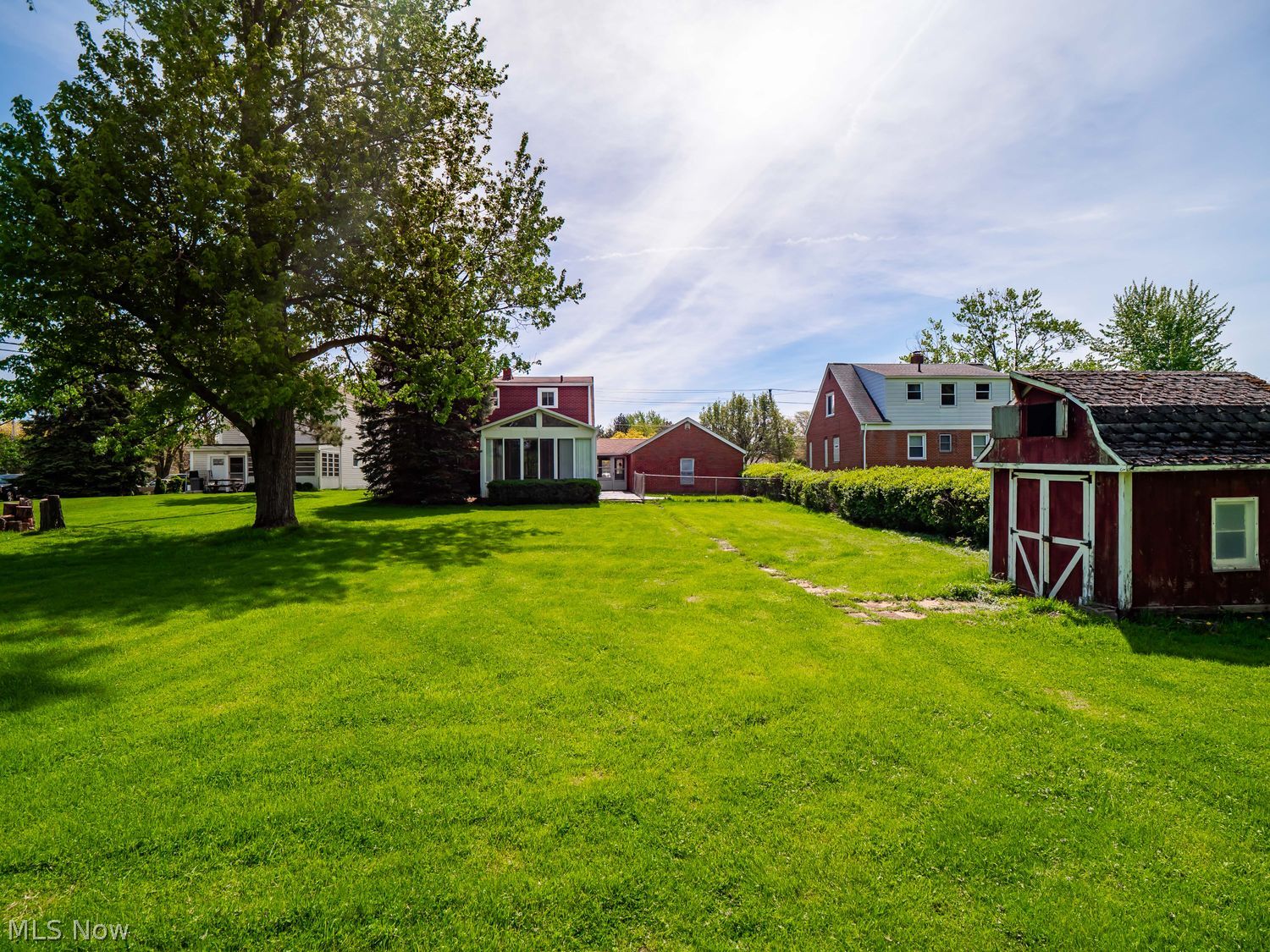 7096 Pearl Road Middleburg Heights OH 44130