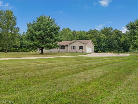 7915 Kennard Road Lodi OH 44254