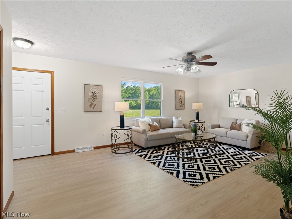 7915 Kennard Road Lodi OH 44254