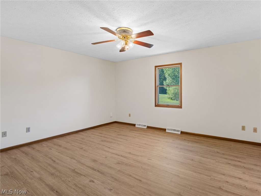 7915 Kennard Road Lodi OH 44254